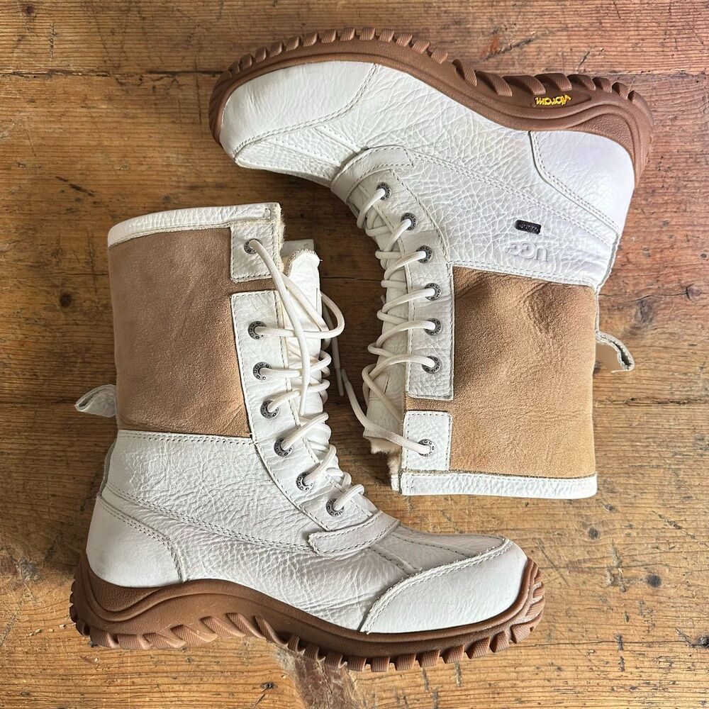 UGG Australia Adirondack Winter Boots White Leather + Genuine Sheepskin Size 10